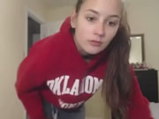 สาวนักศึกษาสุดน่ารักเปลื้องผ้า