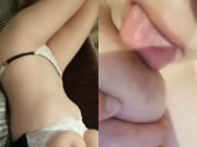 สาวอกใหญ่ช่วยตัวเอง