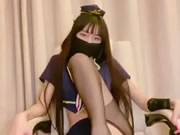 สาวเอเชียผอมบาง